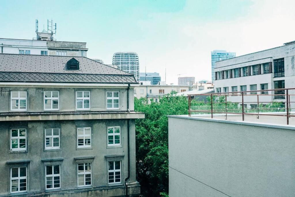 New Studio In Quiet Part Of The City Center Братислава Екстериор снимка