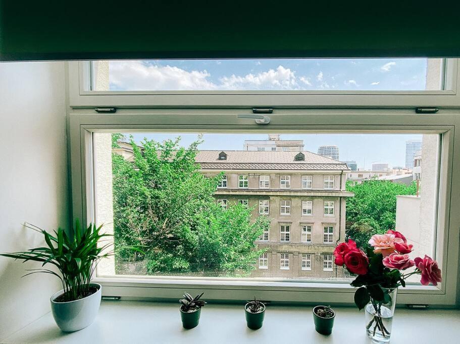 New Studio In Quiet Part Of The City Center Братислава Екстериор снимка